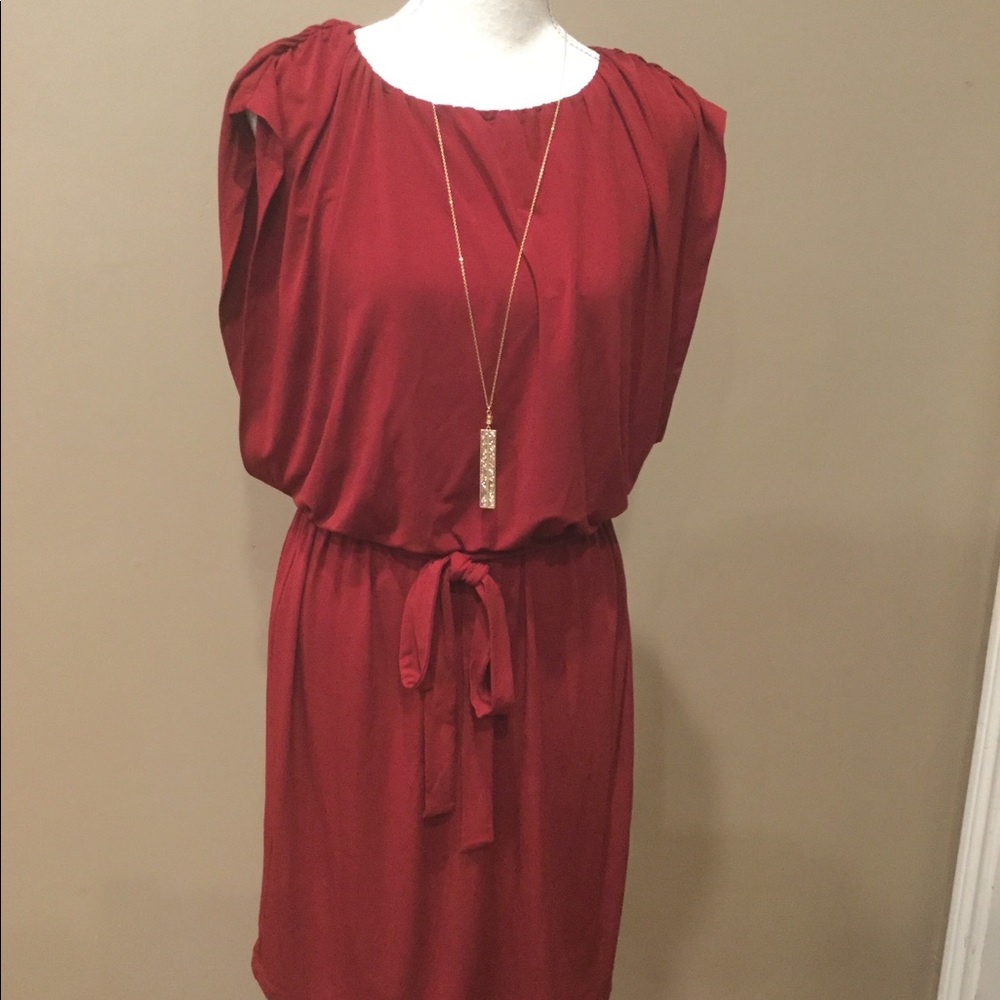 En focus studio dress 8